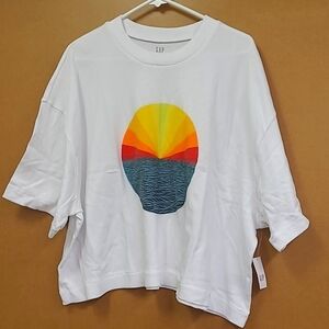 GAP Size XXL White Sunset Cropped T-Shirt